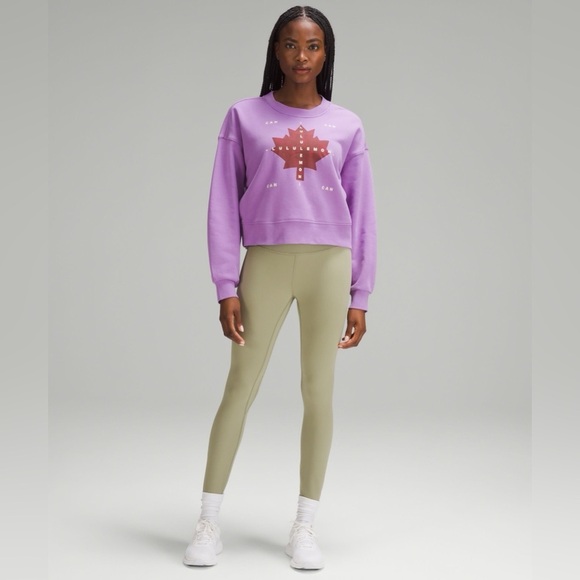 Lululemon Team Canada Perfectly Oversized Cropped Crew Neck Sweatshirt Sz 8 - Picture 3 of 14